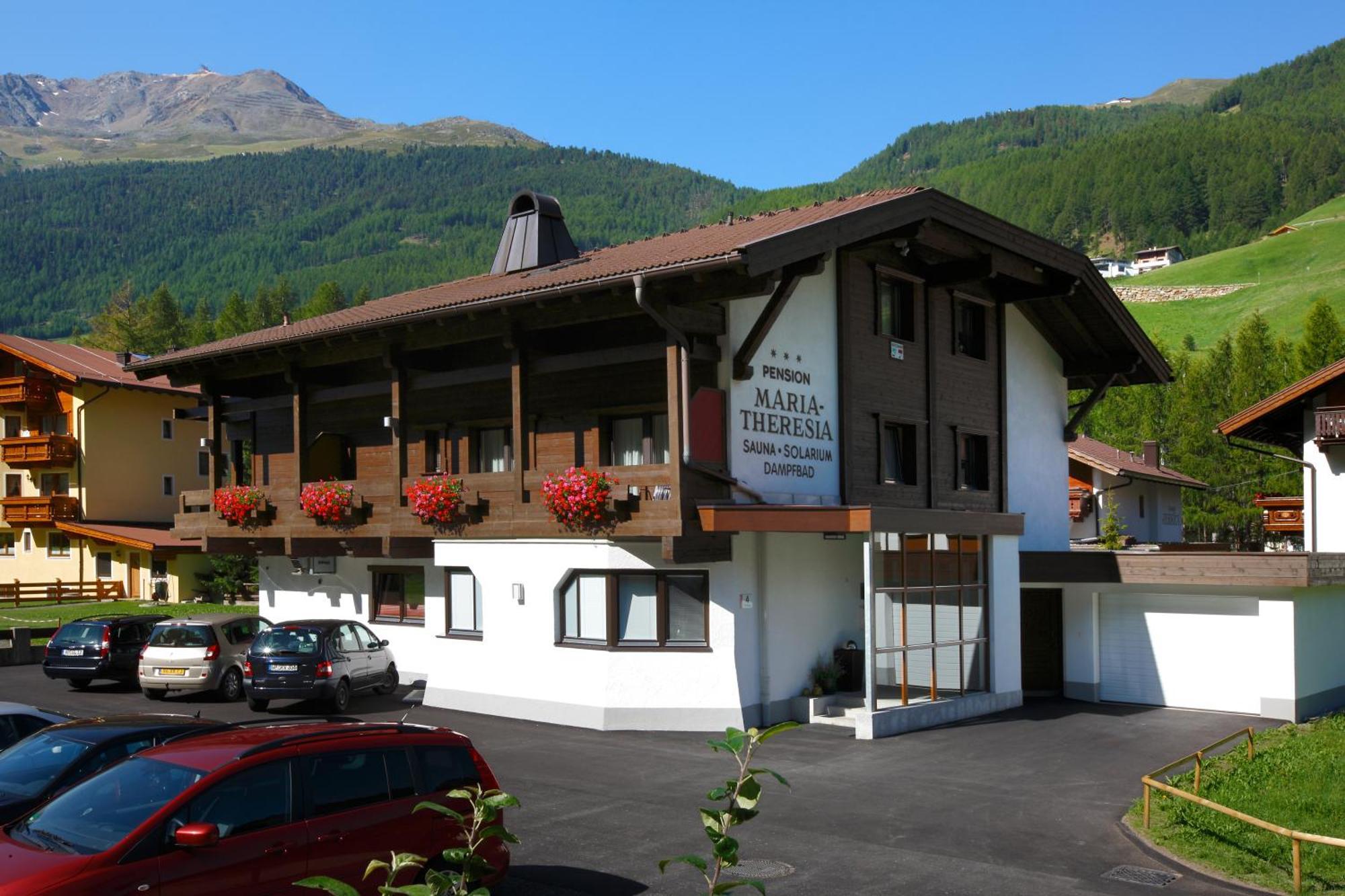 Hotel Garni Maria Theresia Solden Ngoại thất bức ảnh